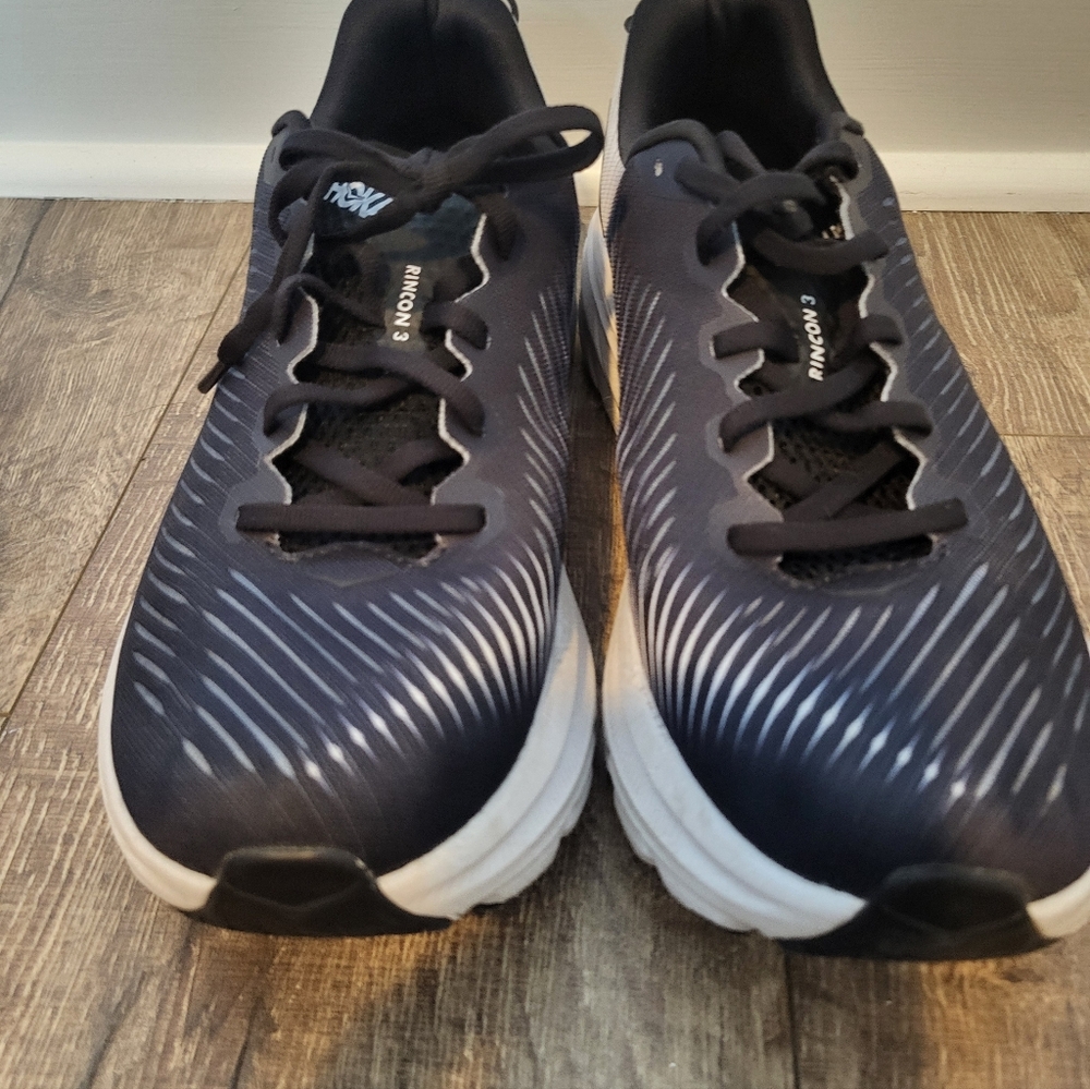 Hoka Rincon 3 Shoes Womens Size 10 Black White Road Running Cushioned Sneaker - Picture 2 of 8